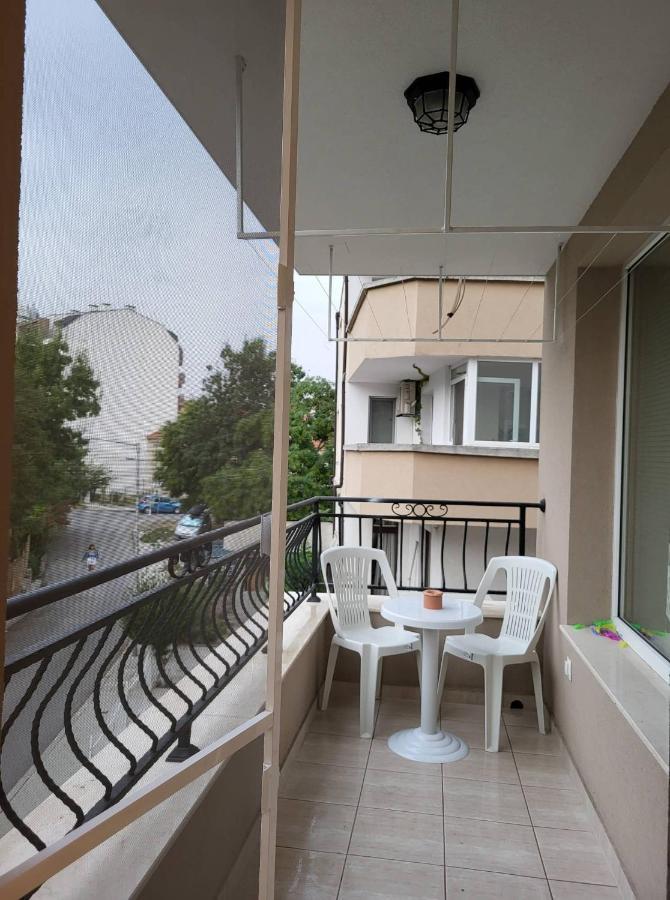 Nicky Holiday Flat Burgas Exterior foto