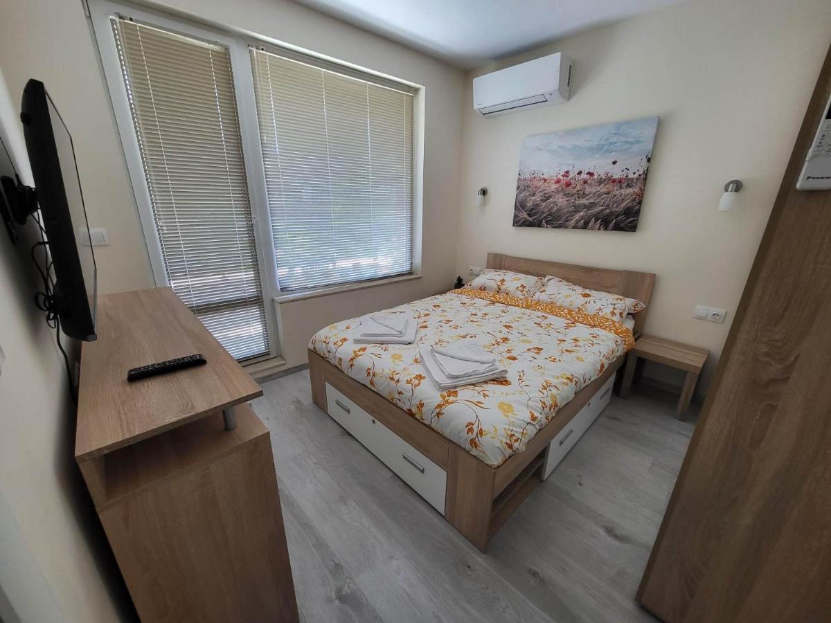 Nicky Holiday Flat Burgas Exterior foto